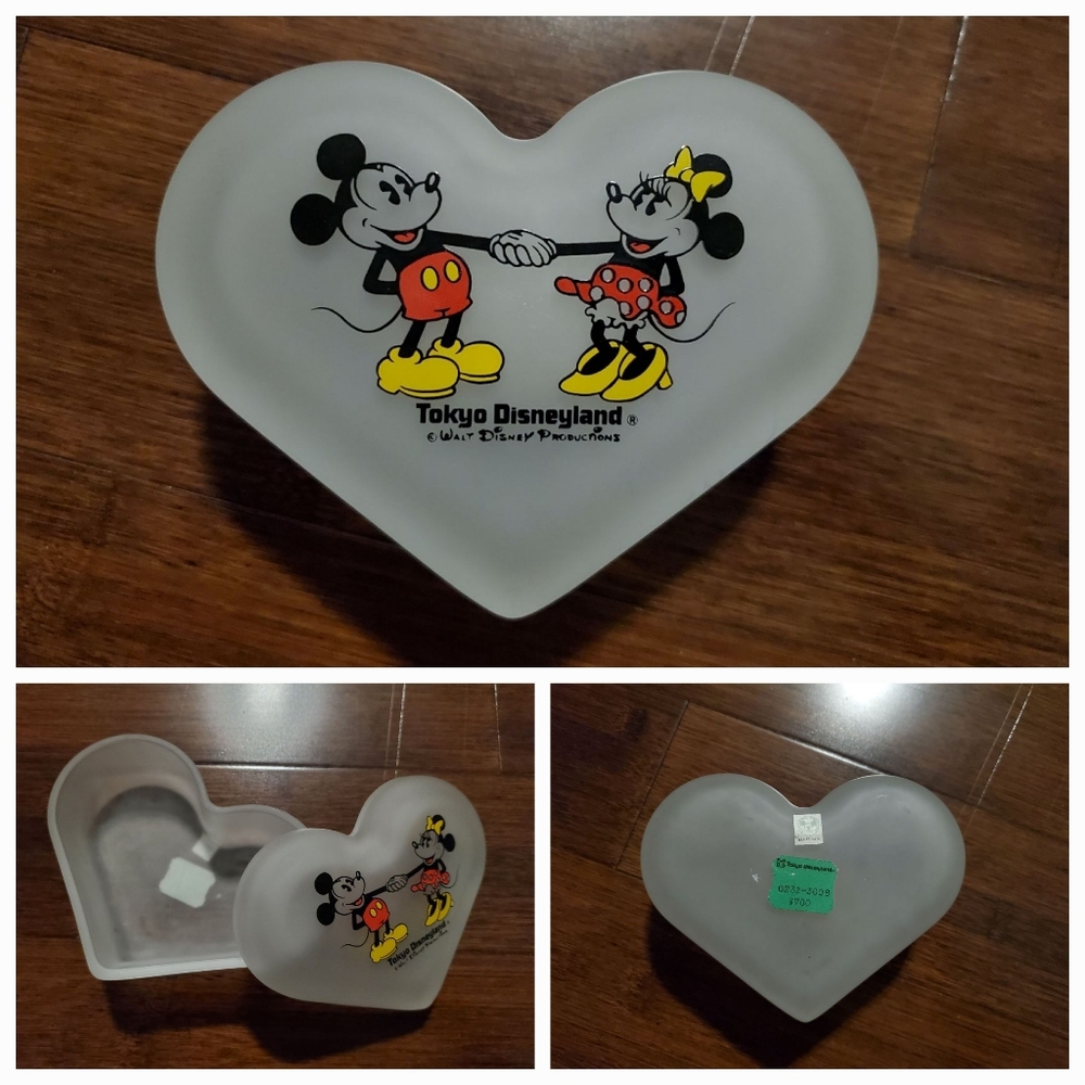 Tokyo Disneyland Glass Case Mickey Disney Vintage Retro Antique